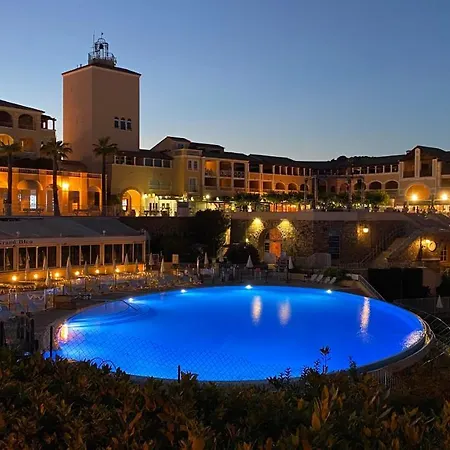 Cap Esterel Allee Des Fleurs - Climatise 5 Personnes Vue *